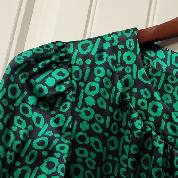 Victor Alfaro Emerald green 100% silk top size 10 wizard of oz - Picture 5 of 11